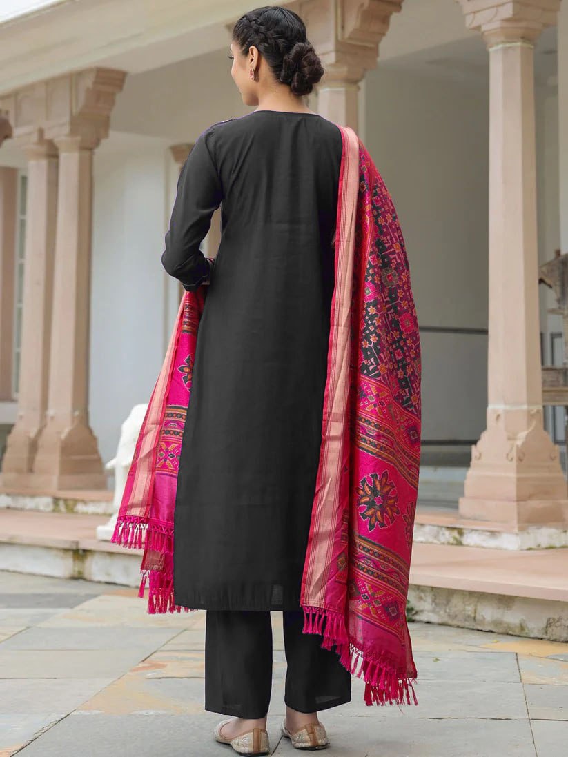 Noor Embroidered Black Ethnic Set