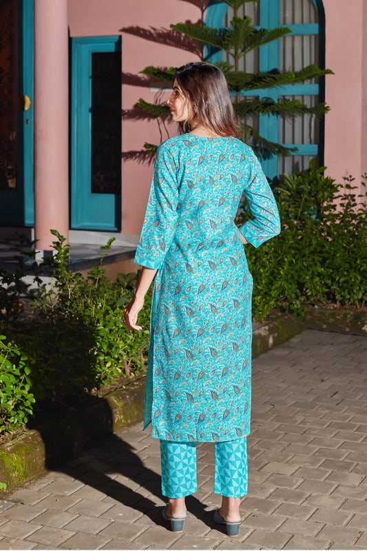 Blue Cotton Blend Kurta Set with Foil Print & Mirror Work – SILKONIC