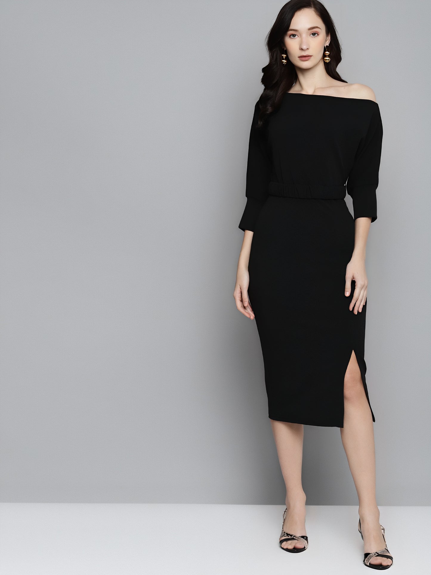 Chic Grace Belted Bodycon Midi Dress – Black